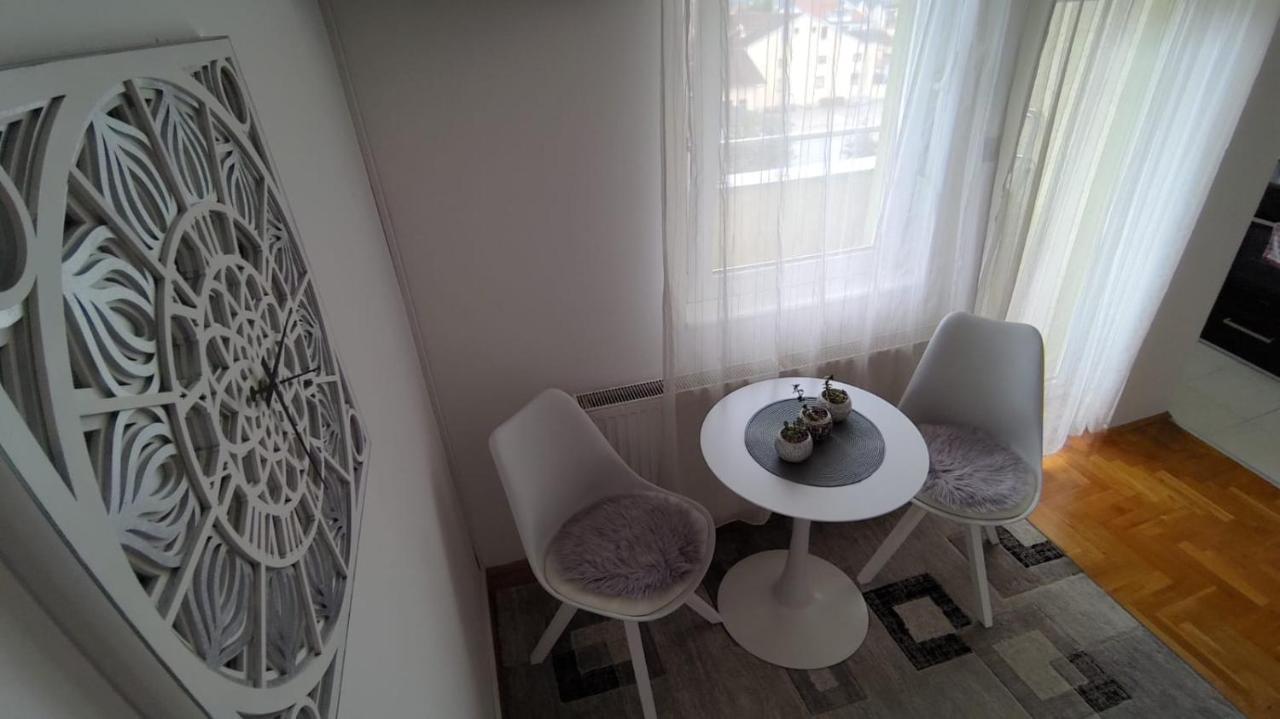 Poesia Apartment Novi Sad Bagian luar foto