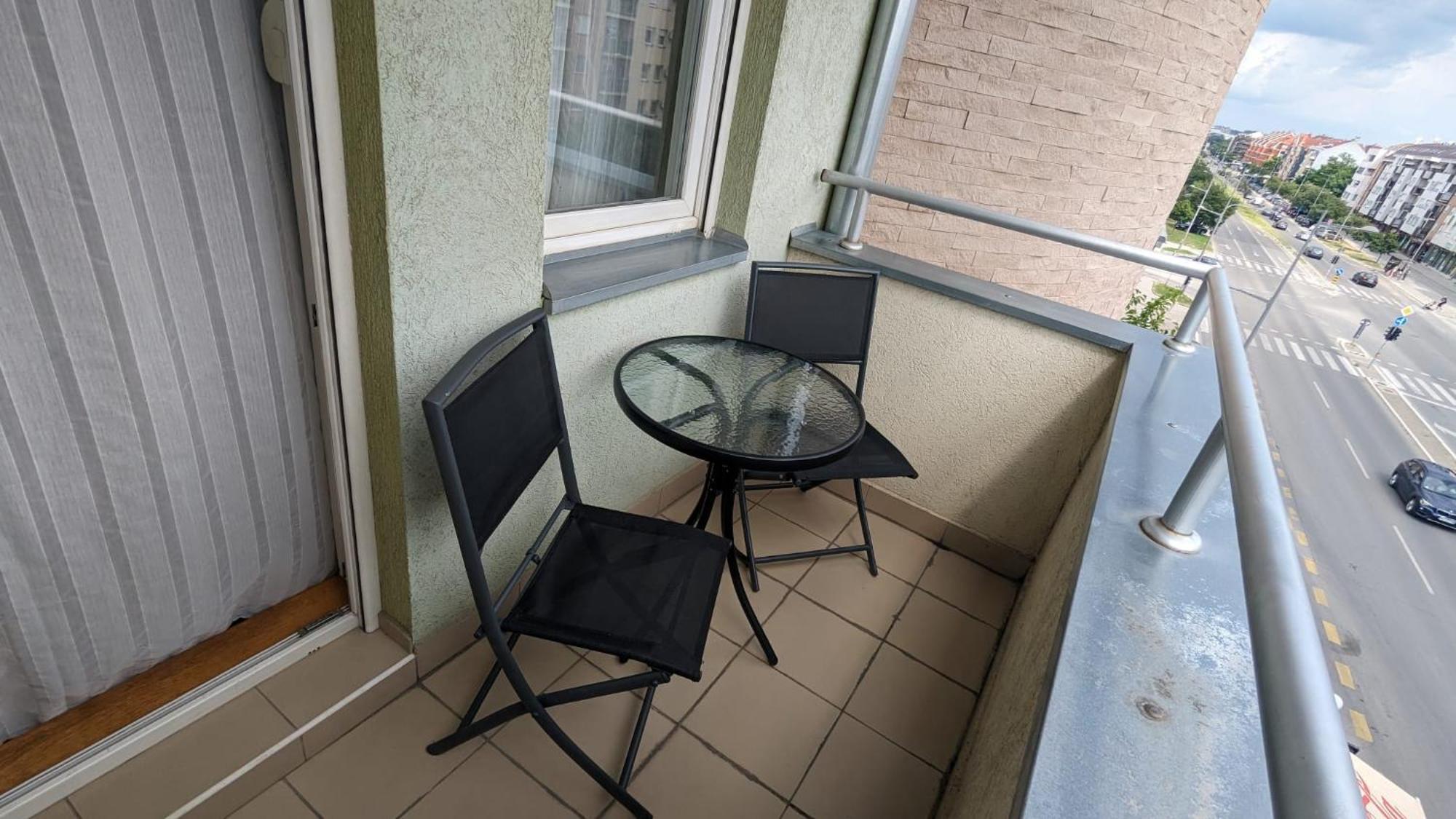 Poesia Apartment Novi Sad Bagian luar foto
